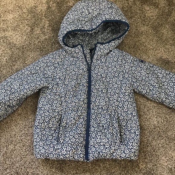 GAP Other - Girls Gap Puffer Jacket sz 5 years